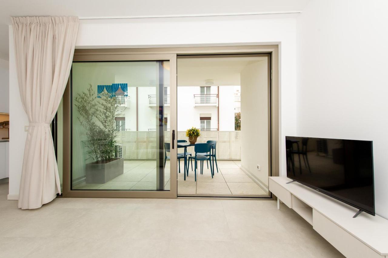 Ariston Teatro Luxury Aparthotel Grado Exterior photo