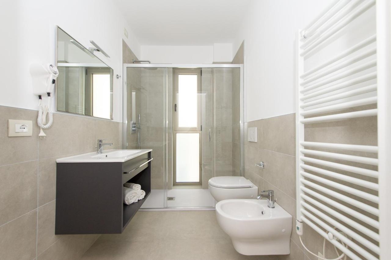Ariston Teatro Luxury Aparthotel Grado Exterior photo